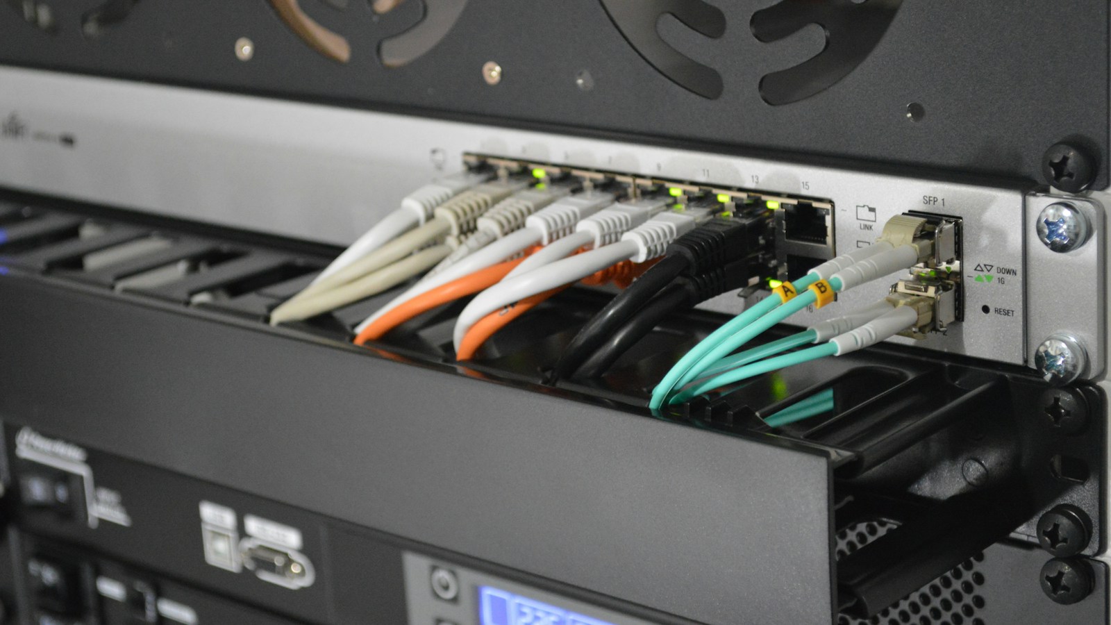 AWS NAT Gateway Cost Optimization PrivateLink S3 Endpoints 2026