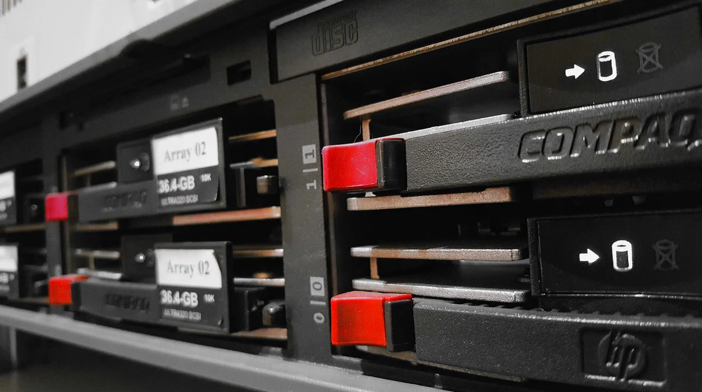 ceph-vs-zfs-linux-enterprise-storage-cluster-tco