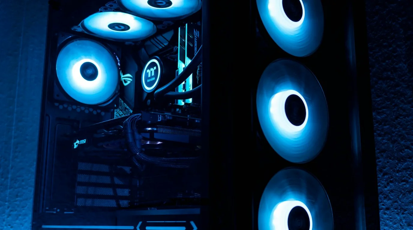 Enterprise Colocation Server Blades Housing High-Throughput NVMe Database Storage Arrays