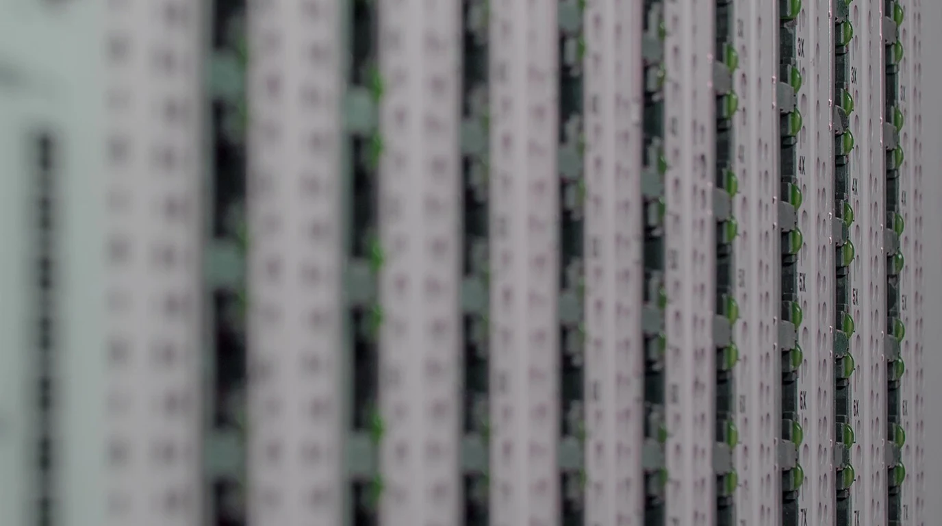 Bare-Metal Server Sizing: Dell vs Supermicro FinOps